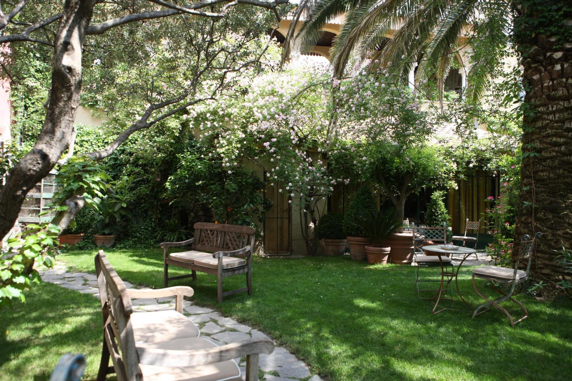 Hotel Jardins Secrets Nimes Exterior foto